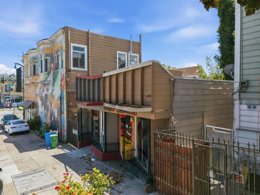 1611 Palou Avenue, San Francisco, California 94124 — photo 4