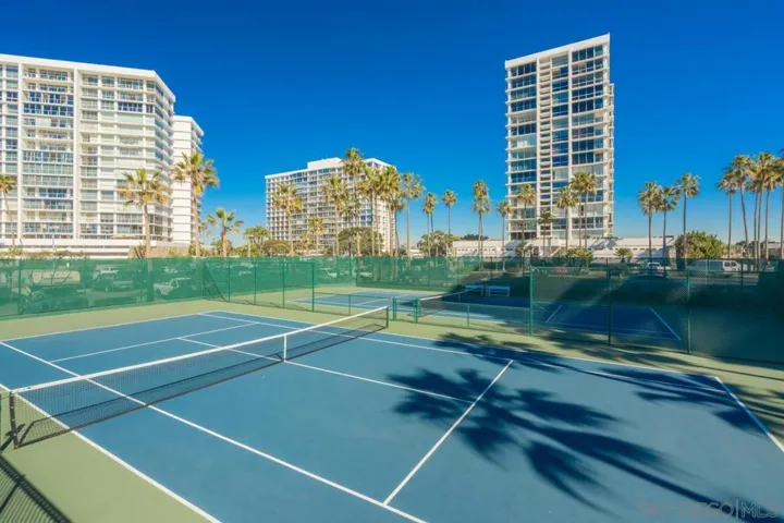 1810 Avenida Del Mundo 1606, Coronado, California 92118