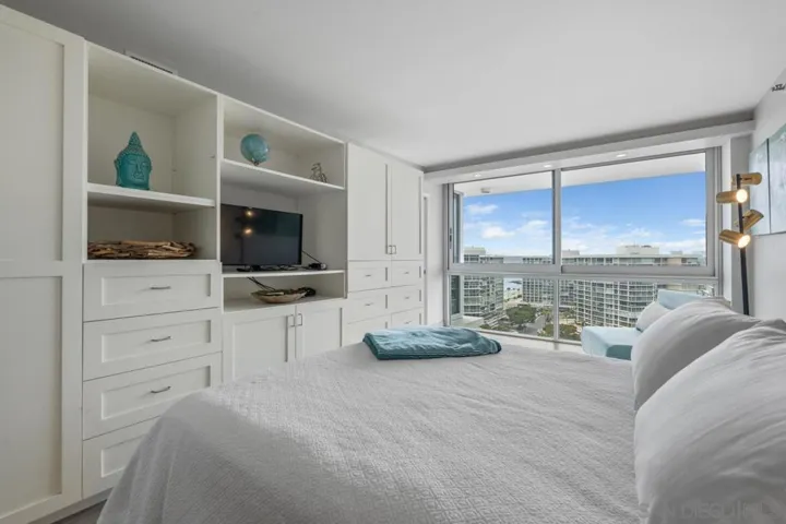 1810 Avenida Del Mundo 1606, Coronado, California 92118