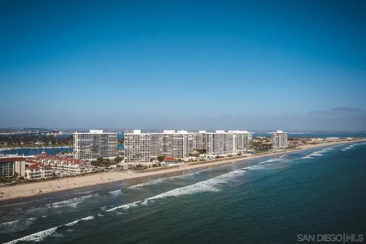 1810 Avenida Del Mundo 1606, Coronado, California 92118