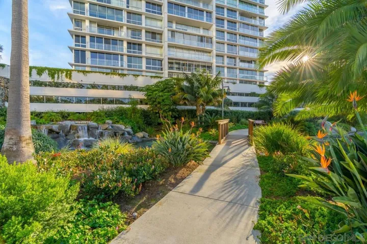 1810 Avenida Del Mundo 1606, Coronado, California 92118