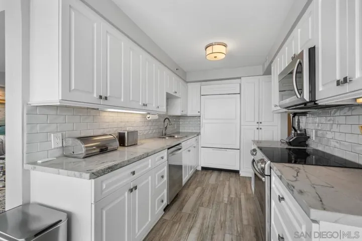 1810 Avenida Del Mundo 1606, Coronado, California 92118