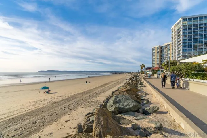 1810 Avenida Del Mundo 1606, Coronado, California 92118