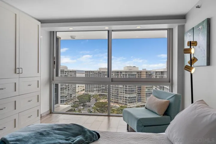 1810 Avenida Del Mundo 1606, Coronado, California 92118