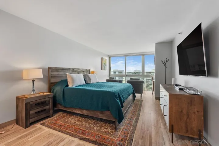 1810 Avenida Del Mundo 1606, Coronado, California 92118