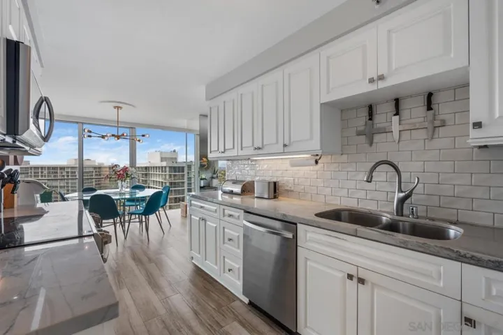 1810 Avenida Del Mundo 1606, Coronado, California 92118