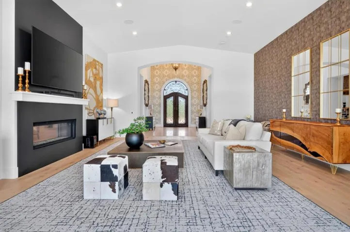 5 Winding Oaks Drive, Pleasanton, California 94566