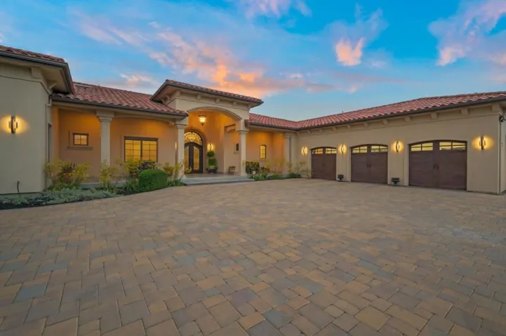 5 Winding Oaks Drive, Pleasanton, California 94566