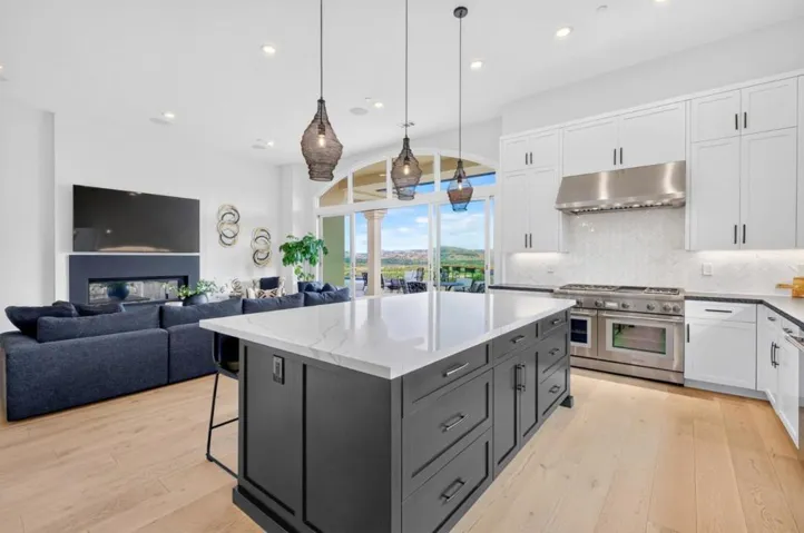 5 Winding Oaks Drive, Pleasanton, California 94566