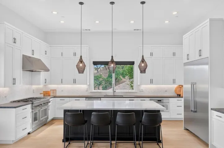 5 Winding Oaks Drive, Pleasanton, California 94566