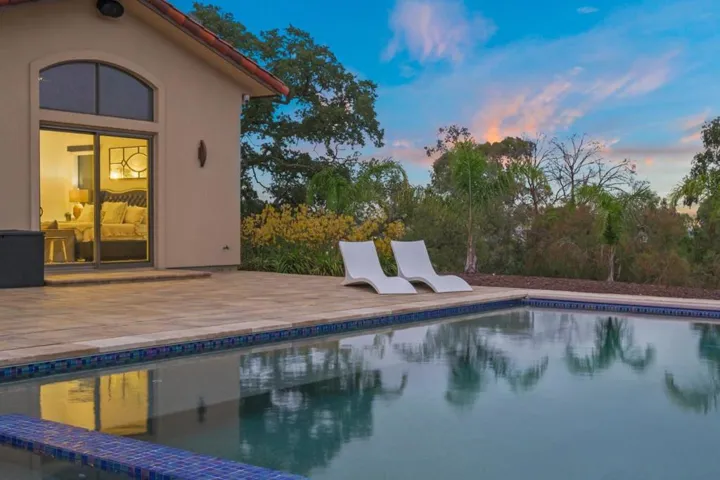 5 Winding Oaks Drive, Pleasanton, California 94566