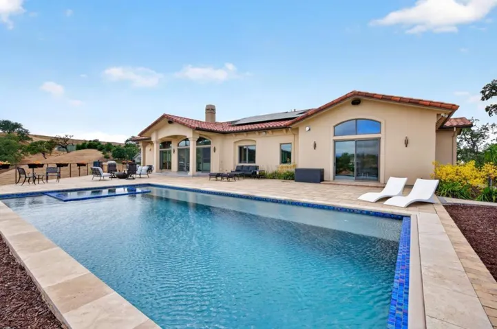 5 Winding Oaks Drive, Pleasanton, California 94566