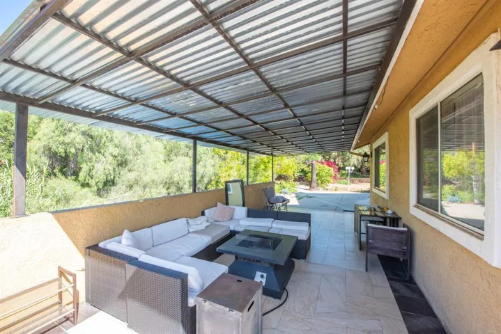 2715 S Centre City Parkway, Escondido, California 92025