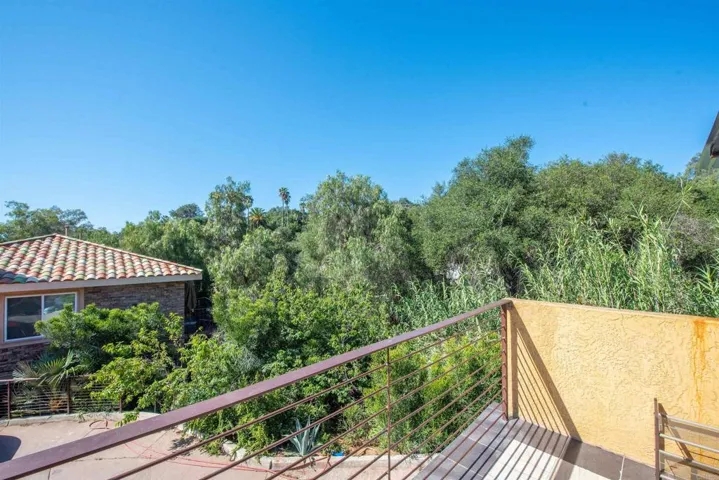 2715 S Centre City Parkway, Escondido, California 92025