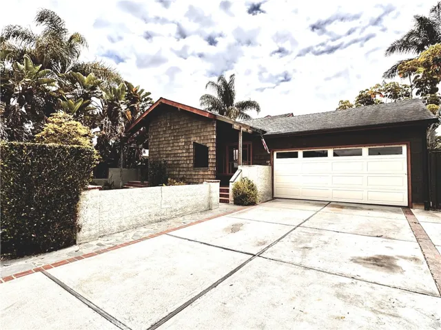 20102 Spruce Avenue, Newport Beach, California 92660
