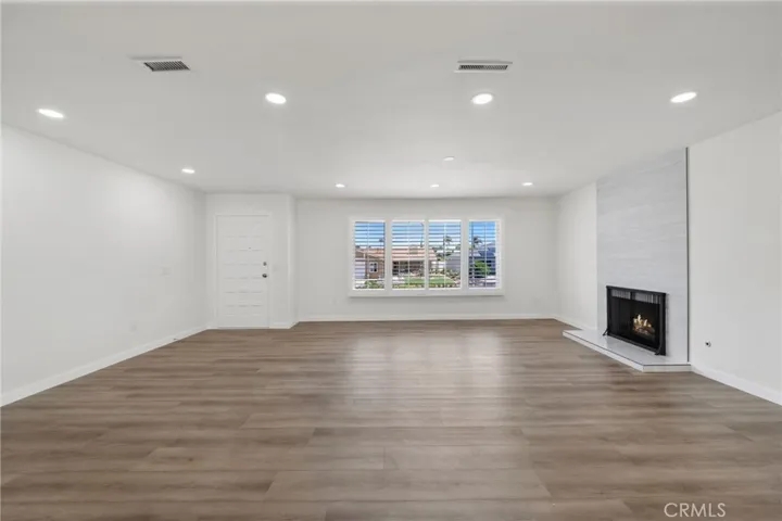 12487 Lomica, San Diego, California 92128