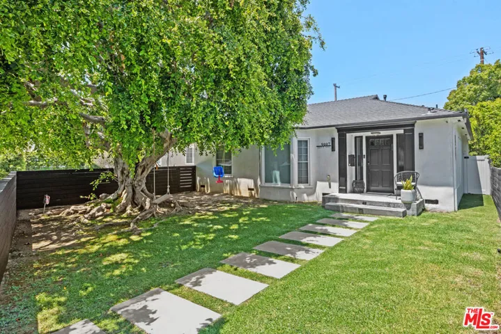 9007 David Avenue, Los Angeles, California 90034