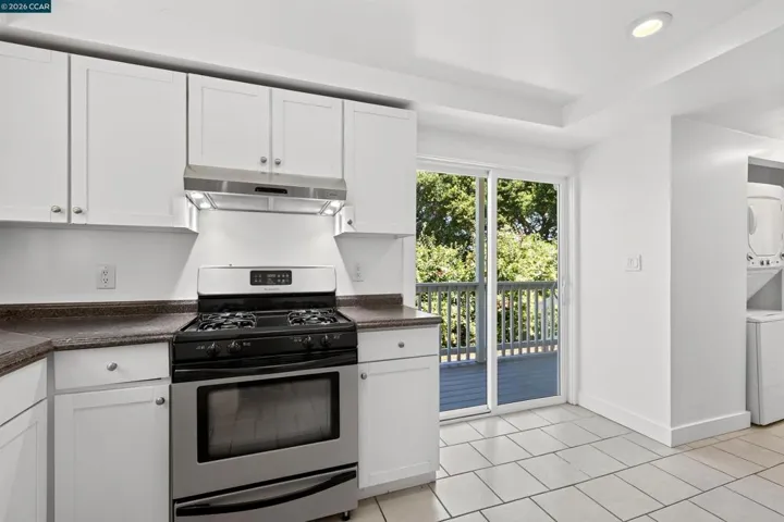 754 Alhambra Street, Crockett, California 94525