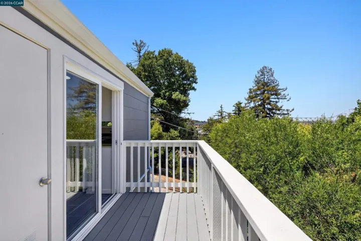 754 Alhambra Street, Crockett, California 94525