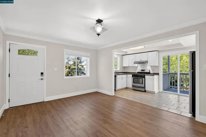 754 Alhambra Street, Crockett, California 94525