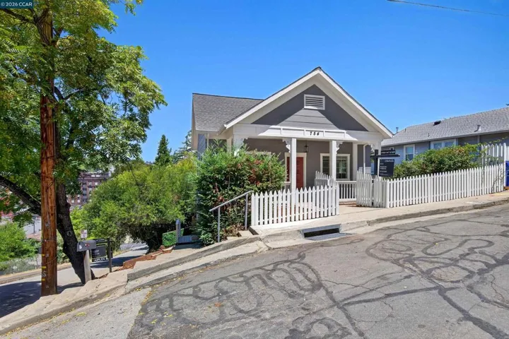 754 Alhambra Street, Crockett, California 94525