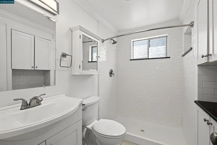 754 Alhambra Street, Crockett, California 94525