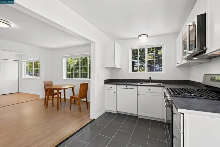 754 Alhambra Street, Crockett, California 94525