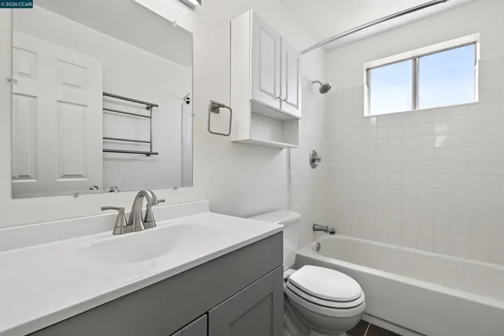 754 Alhambra Street, Crockett, California 94525