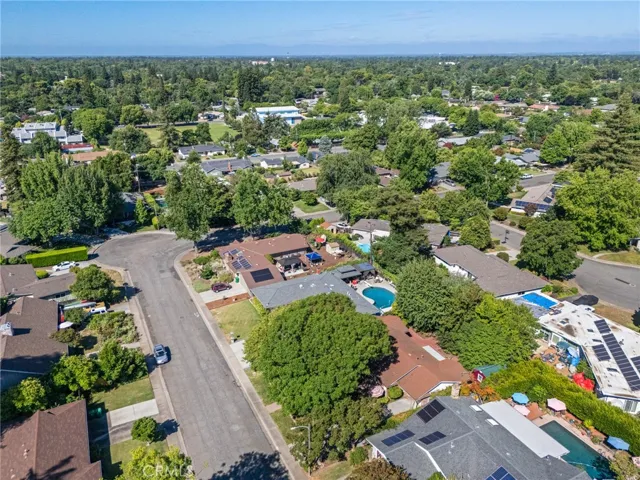 1192 Manchester, Chico, California 95926