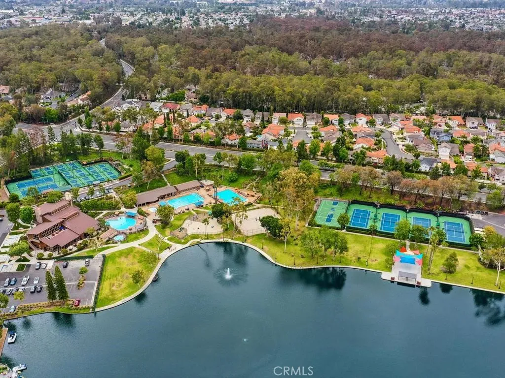 Lake Forest II- Sun & Sail Club- So many amenities on the lake too!