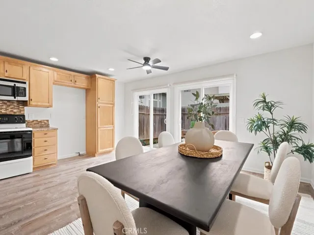  Light and bright with 2 siding glass doors.