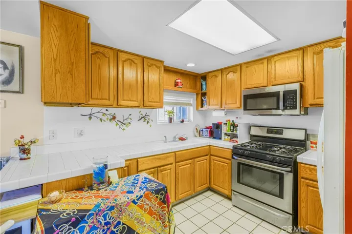 850 W Mission Boulevard A46, Ontario, California 91762
