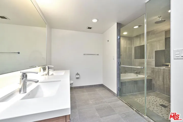3785 Wilshire Boulevard 2008, Los Angeles, California 90010
