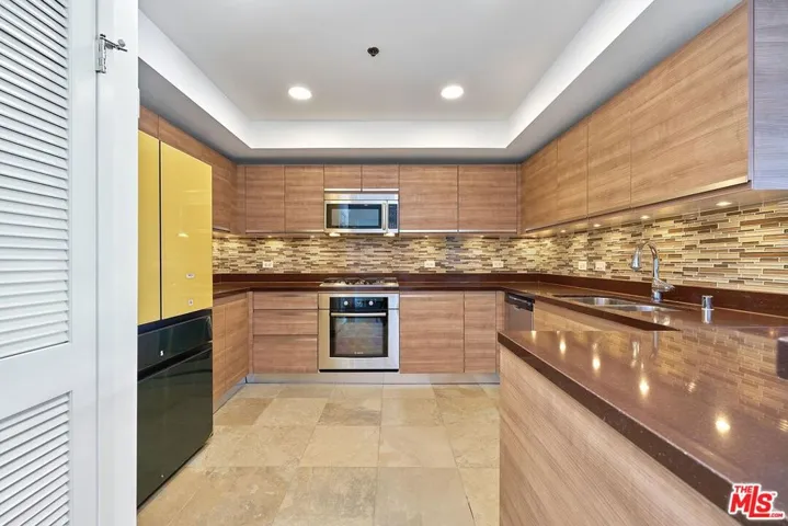 3785 Wilshire Boulevard 2008, Los Angeles, California 90010