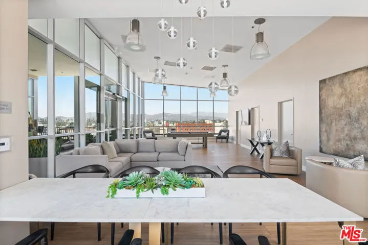 3785 Wilshire Boulevard 2008, Los Angeles, California 90010