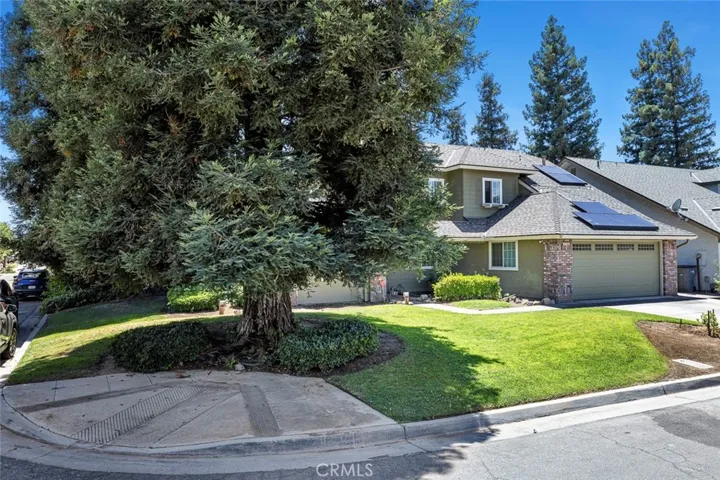 2183 E Fallbrook Avenue, Fresno, California 93720