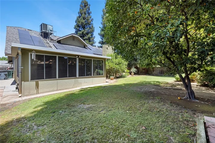2183 E Fallbrook Avenue, Fresno, California 93720