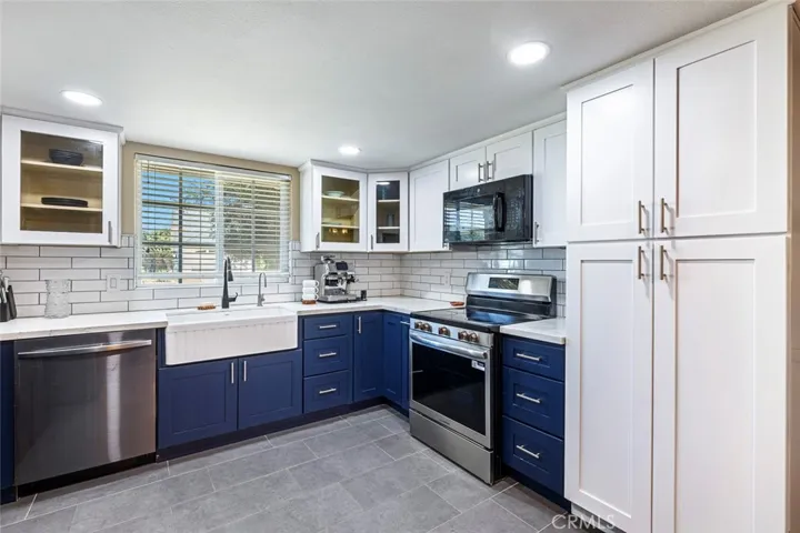2183 E Fallbrook Avenue, Fresno, California 93720