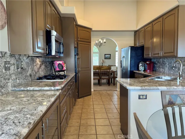8535 Alta Mesa Road, Hesperia, California 92344