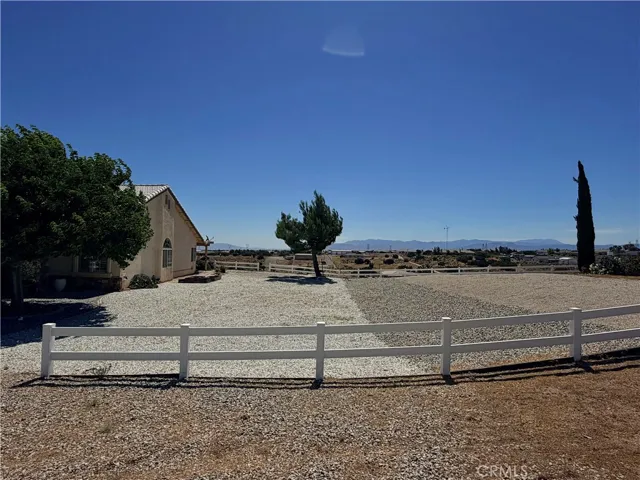 8535 Alta Mesa Road, Hesperia, California 92344