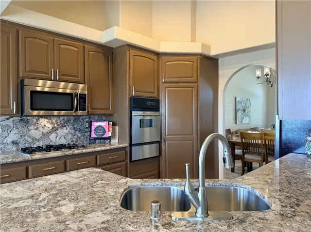 8535 Alta Mesa Road, Hesperia, California 92344