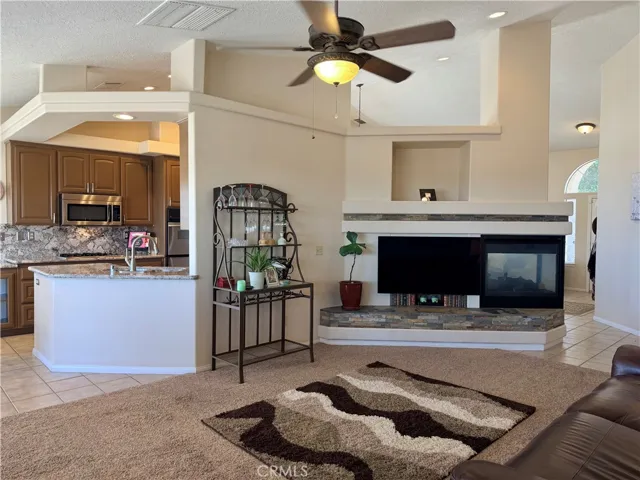 8535 Alta Mesa Road, Hesperia, California 92344
