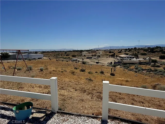 8535 Alta Mesa Road, Hesperia, California 92344