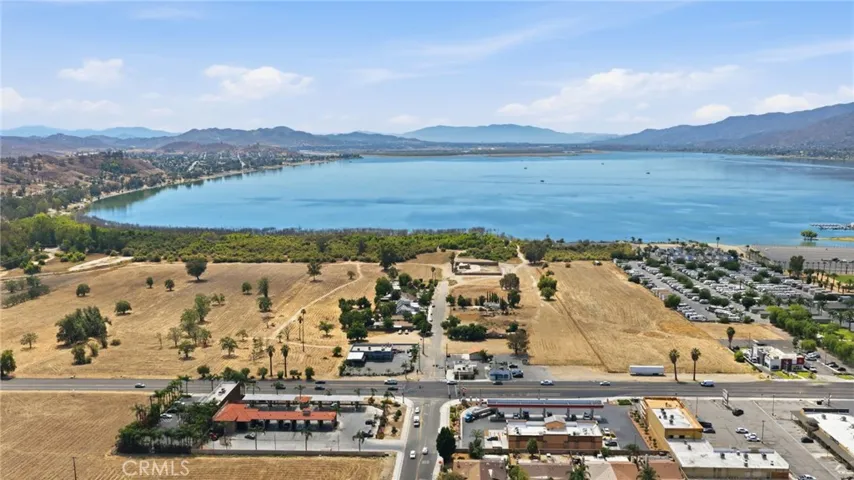 31502 Riverside, Lake Elsinore, California 92530