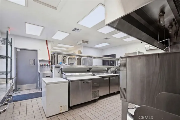 31502 Riverside, Lake Elsinore, California 92530