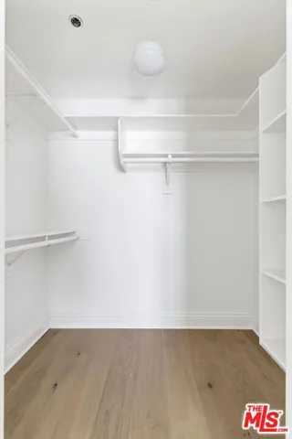 11838 Kiowa Avenue 203, Los Angeles, California 90049