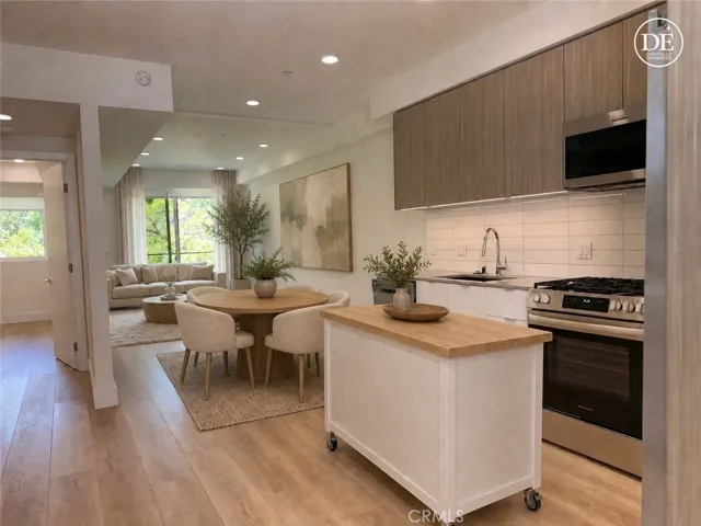 Virtually Staged-Kitchen