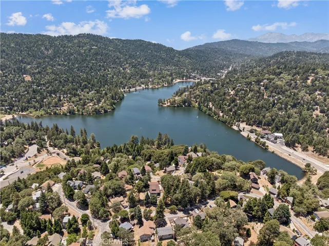 2727 Delle, Crestline, California 92325