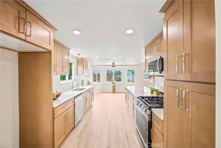 318 Sandalwood Drive, Calimesa, California 92320