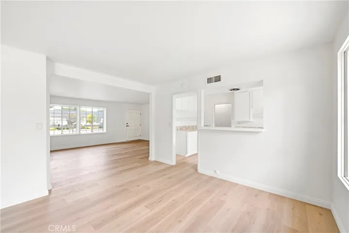 192 Buoy, Costa Mesa, California 92627
